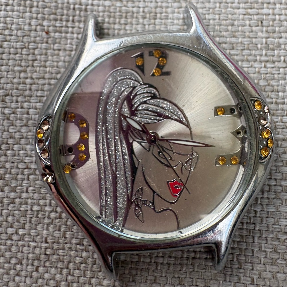 Women's Fashion Luscious Girl Wristwatch LG-005 (needs Battery & Wrist Band)